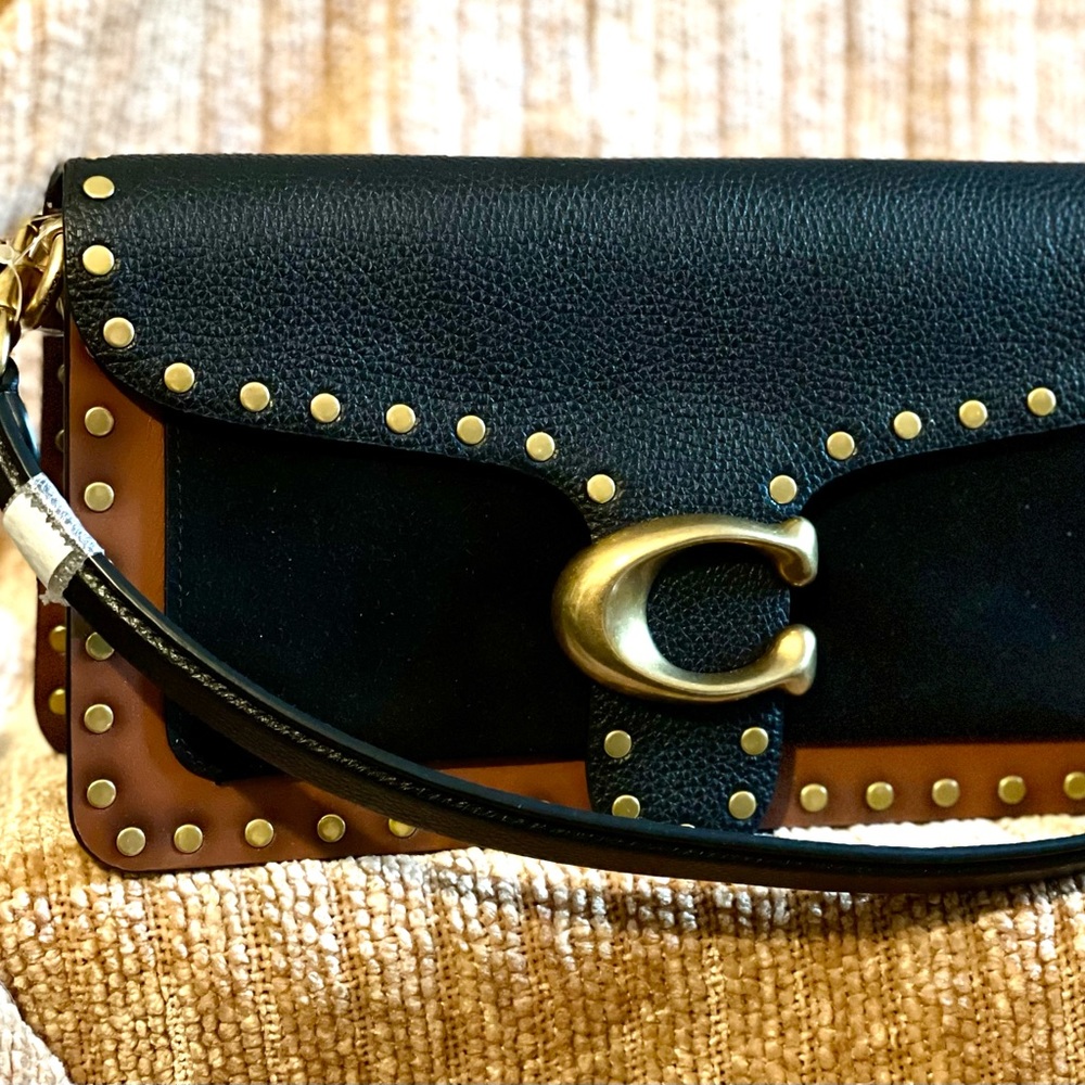 NWTs COACH TABBY SHOULDER BAG 26 WITH RIVETS